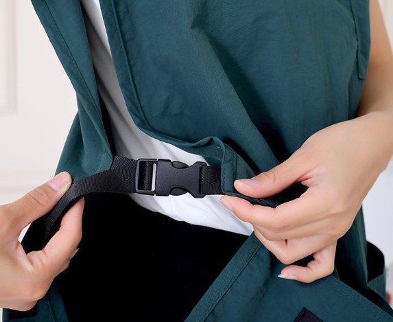 🧑‍🍳☕Adjustable Waterproof & Oil-Proof Apron Vest – Versatile Workwear for Kitchen, Coffee Shop & Salon