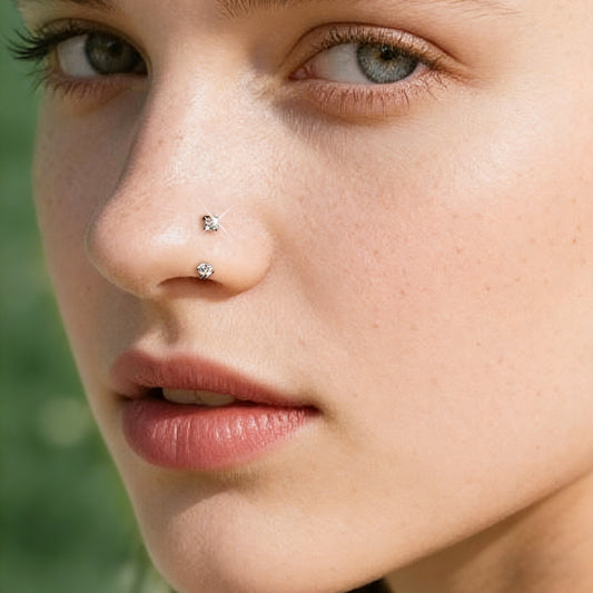 Horseshoe-shaped nose ring – internally threaded and comfortable