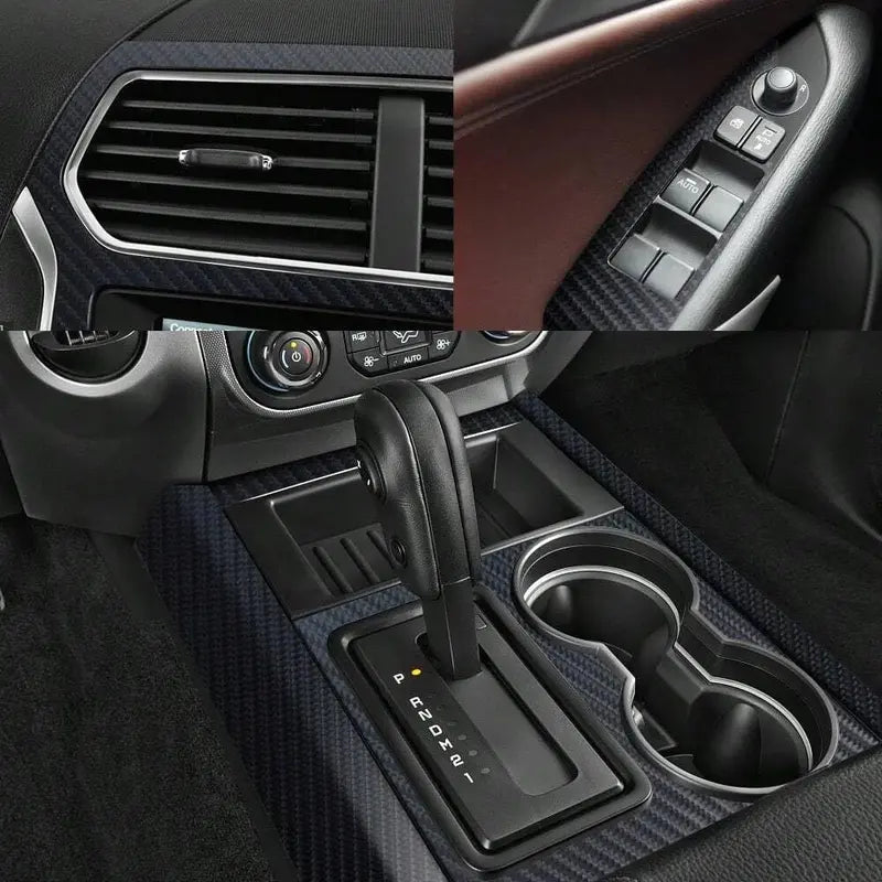 Protective film for car doors - scratch- and impact-resistant 3D carbon fiber-effect vinyl film with a self-adhesive backing
