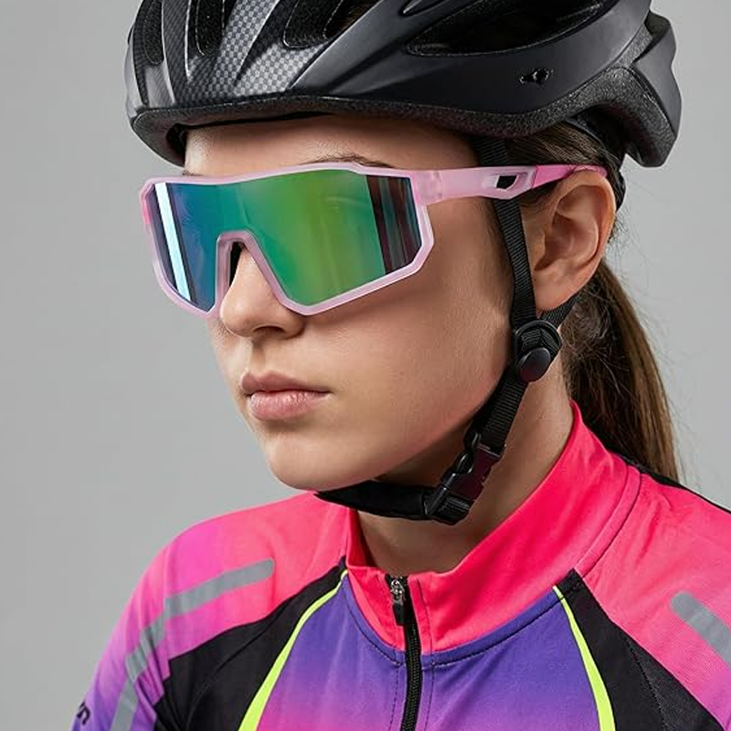 🕶️ Polarized Sports Sunglasses for Men and Women – UV400 Protection and Tinted Mirrored Lenses 🏃